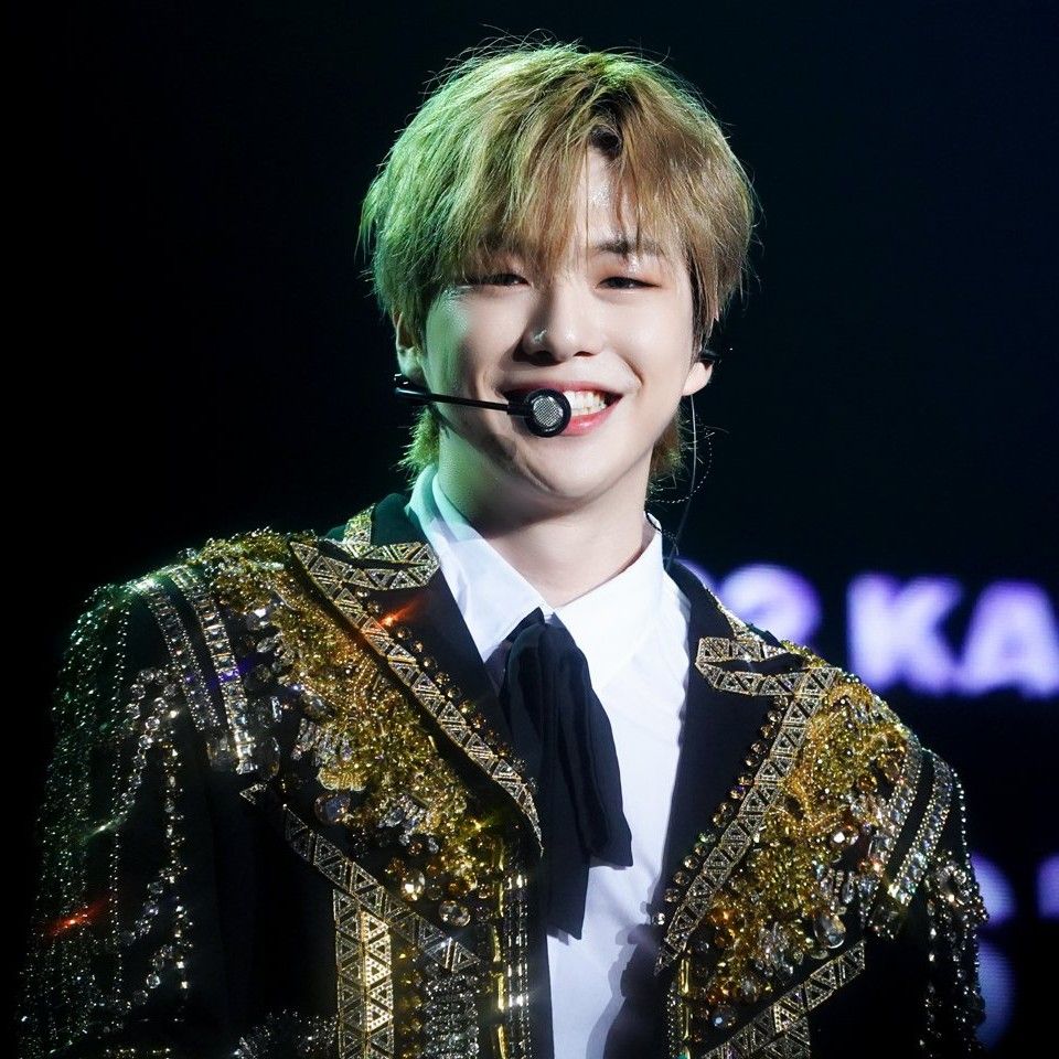 강다니엘 최근 활동샷