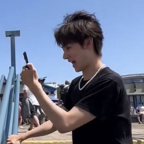 A moment captured by Seonghyeon (CORTIS)'s fan