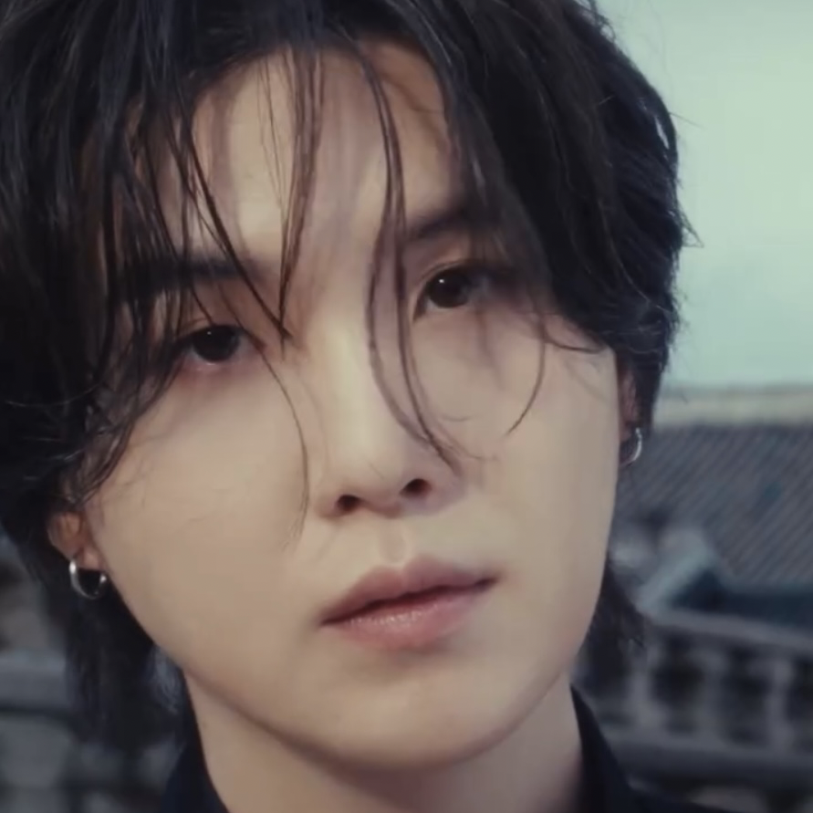 슈가 (방탄소년단)의 최신 사진