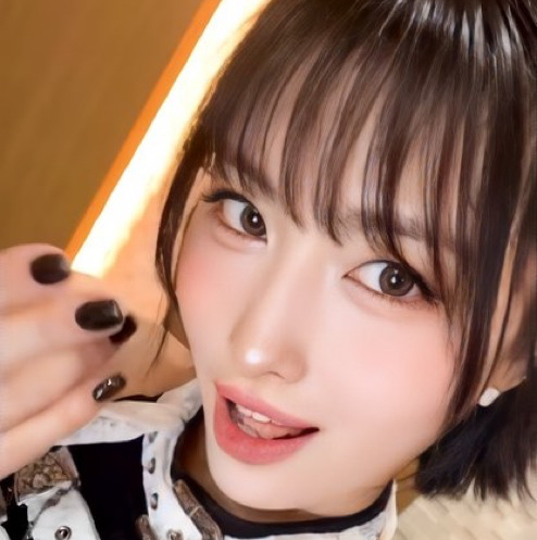 모모 (TWICE)의 비하인드 컷