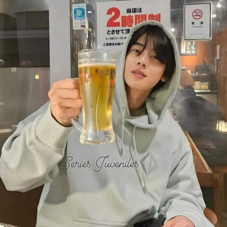 Behind-the-scenes cut of Eunwoo (ASTRO)