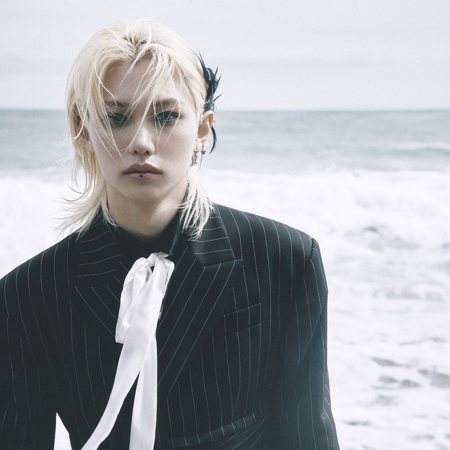 Latest photo of Felix (Stray Kids)