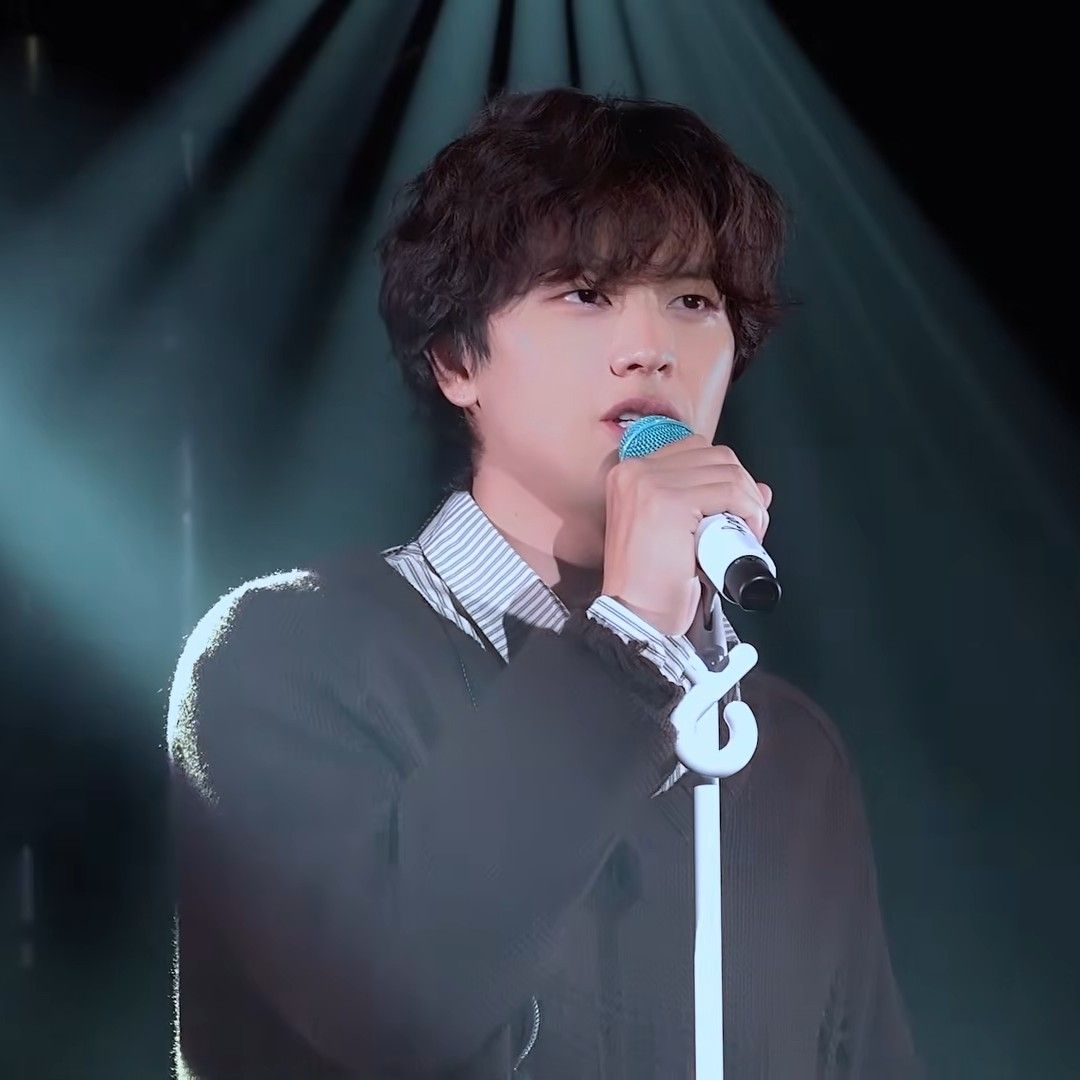 A moment captured by Yook Sungjae (BTOB)'s fan