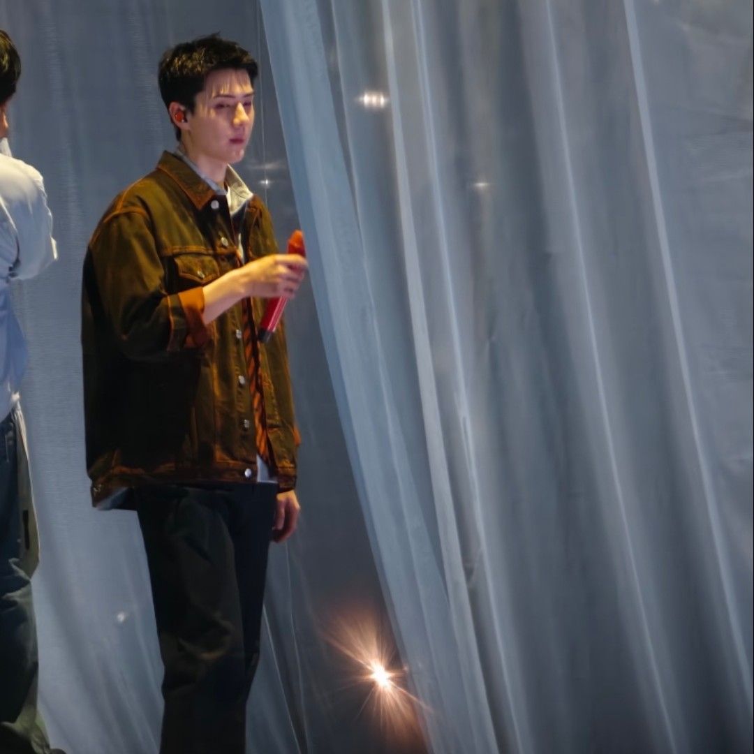 EXO 최근 활동샷