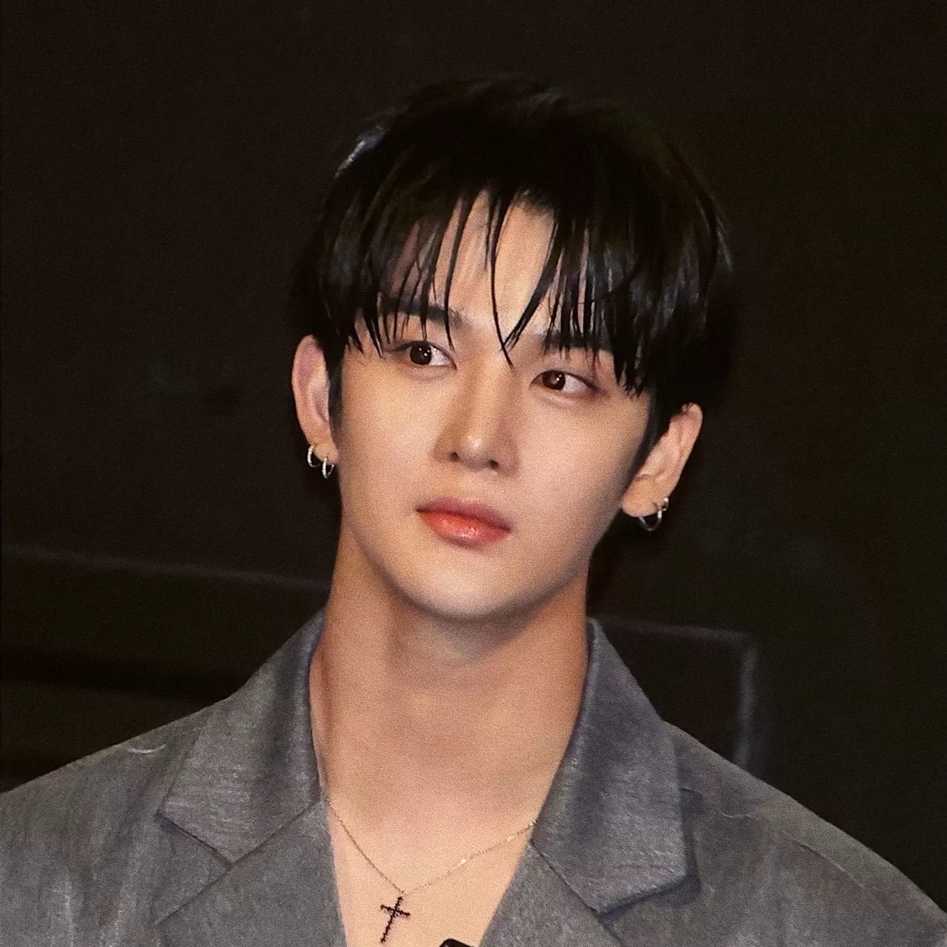 Behind-the-scenes cut of Bae Jinyoung