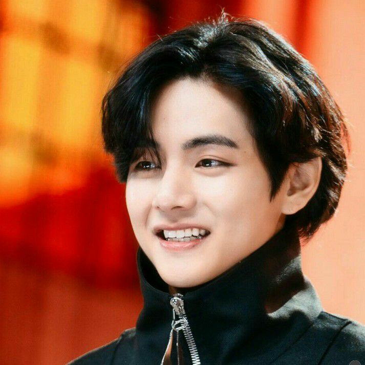 Behind-the-scenes cut of BTS