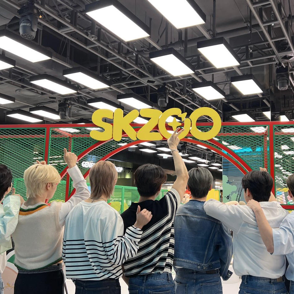 Stray Kidsの最近の活動写真