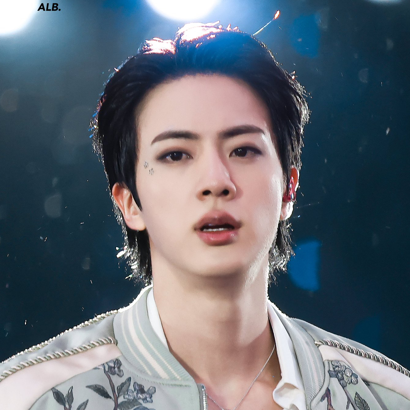 Foto terbaru Jin (BTS)