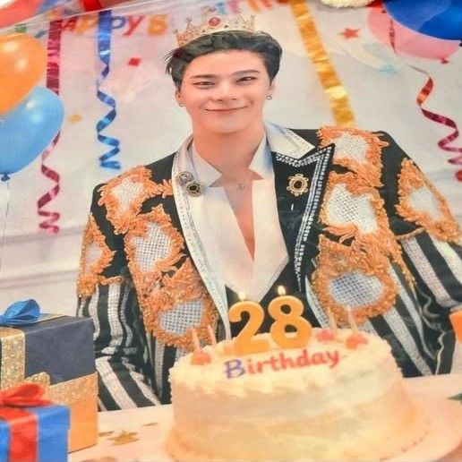 Behind-the-scenes cut of Moonbin (ASTRO)