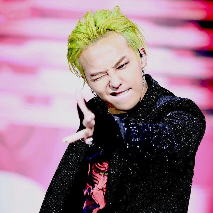 G-DRAGON (BIGBANG)的最新照片