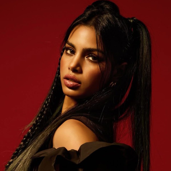 Popular profile picture of Sriya (Blackswan) loved by fans