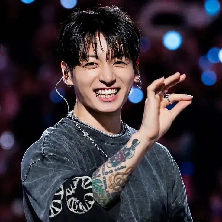 Momen yang diabadikan oleh penggemar Jungkook (BTS)