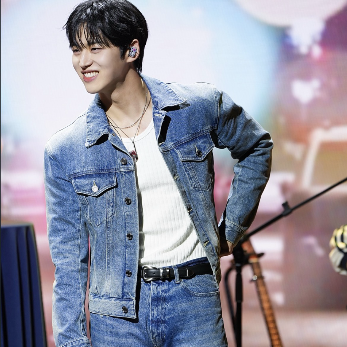 PENTAGON的最新照片