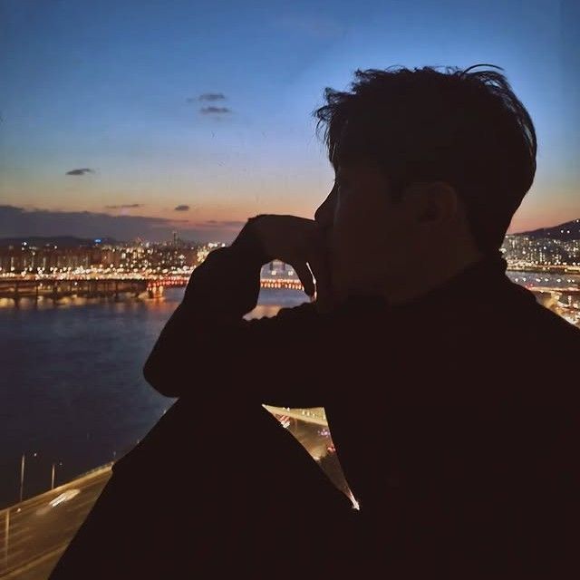 Trending idol content in the community