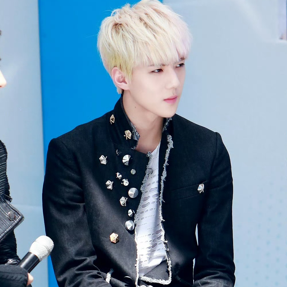 세훈 (EXO)의 비하인드 컷