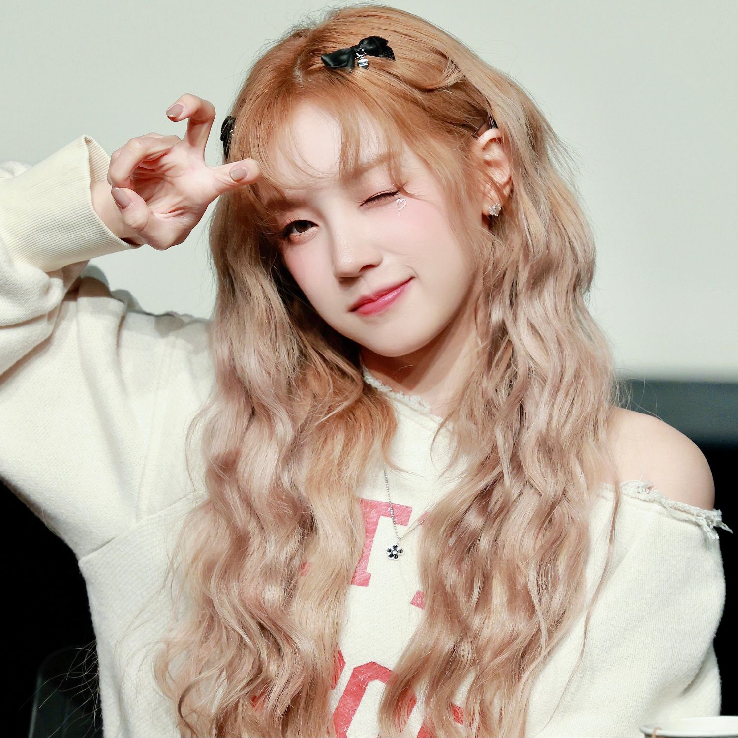 Foto aktivitas terbaru Yuqi (i-dle)