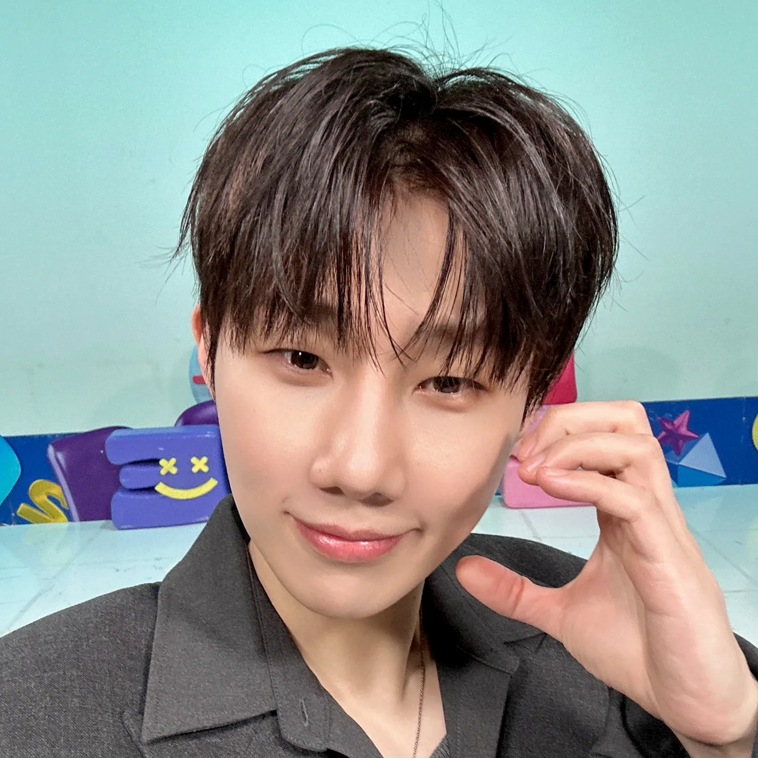 A moment captured by Sungkyu (INFINITE)'s fan