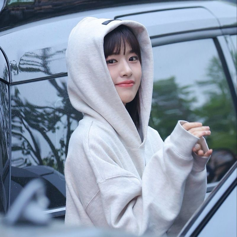 안유진 (IVE) 최근 활동샷