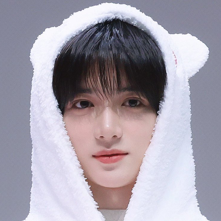 Latest photo of Beomgyu (TOMORROW X TOGETHER)