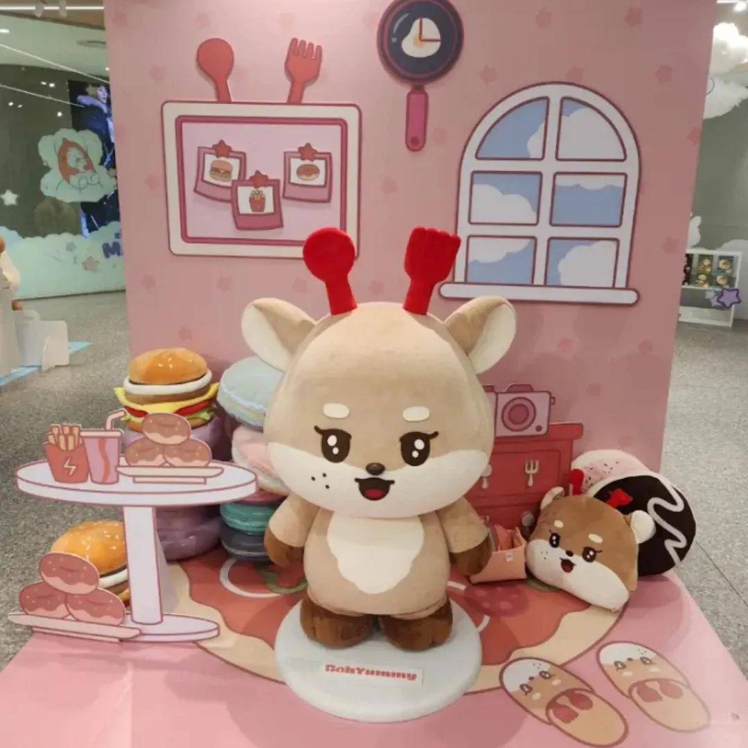 Behind-the-scenes cut of Hyojin (ONF)