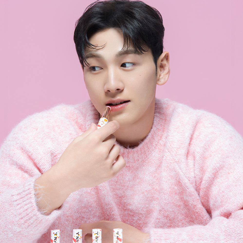 Behind-the-scenes cut of Baekho