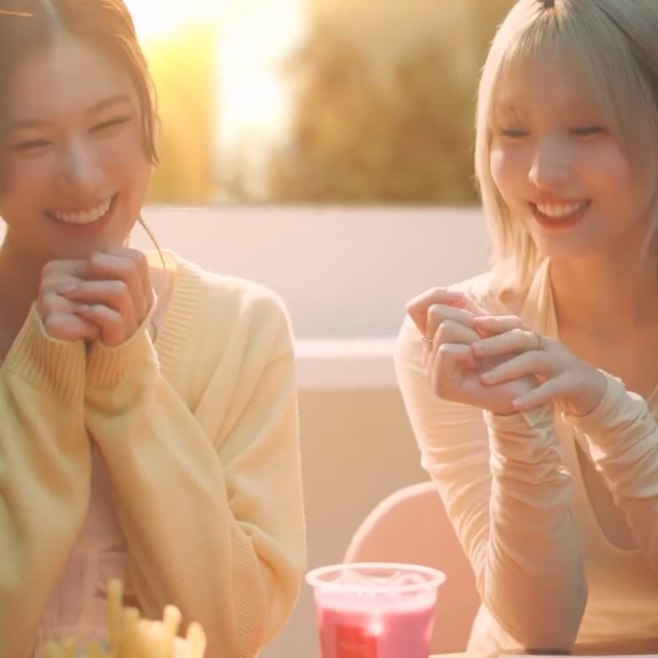 Momo (TWICE)的最新照片