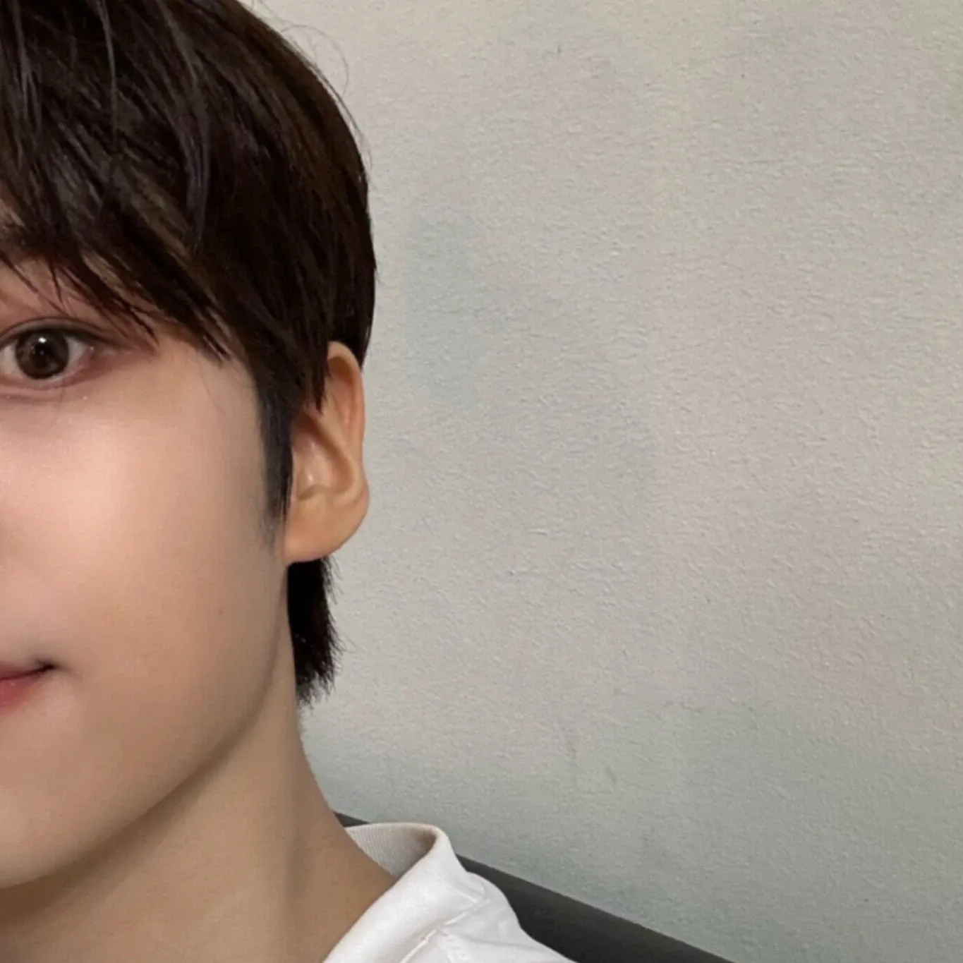 Behind-the-scenes cut of Lee Eunsang (YOUNITE)