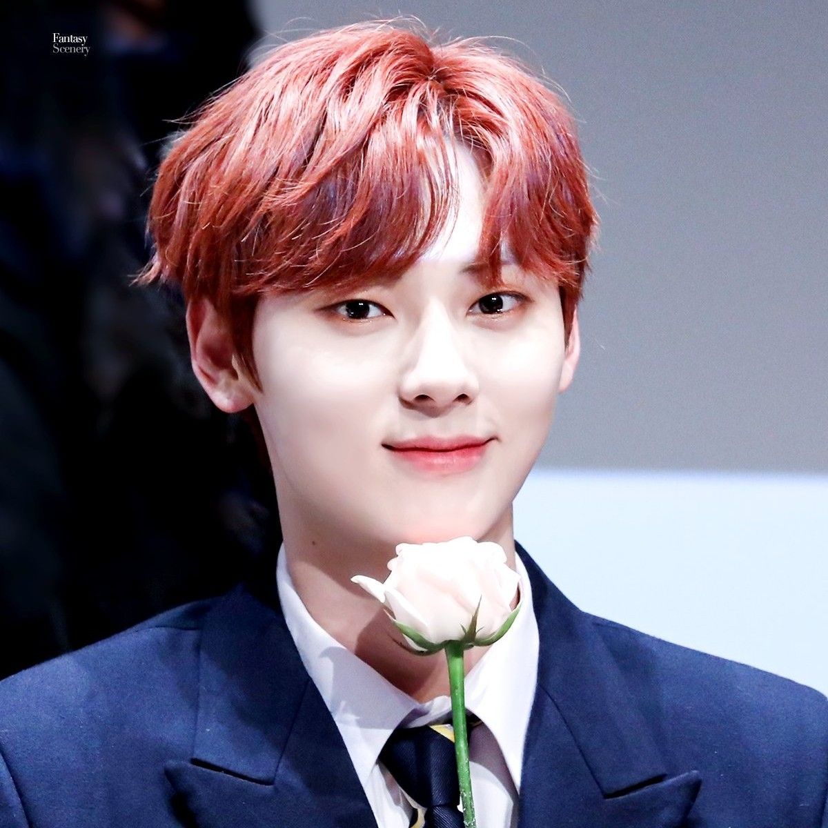 Behind-the-scenes cut of Hwang Minhyun