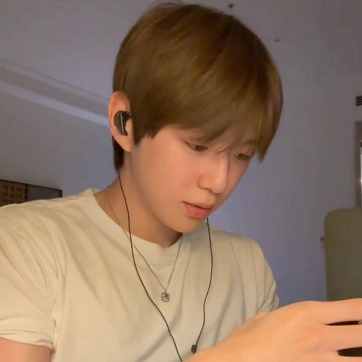 Foto terbaru Kang Daniel