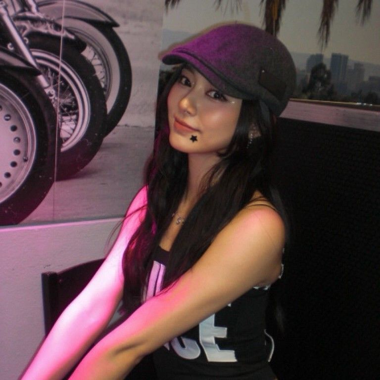 Potret di balik layar Tzuyu (TWICE)