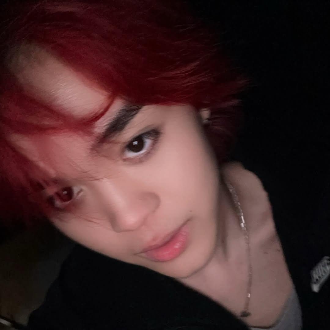 A moment captured by THI-O (NexT1DE)'s fan