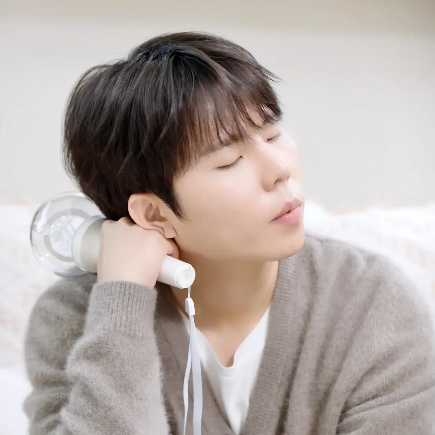 A moment captured by Jung Seunghwan's fan