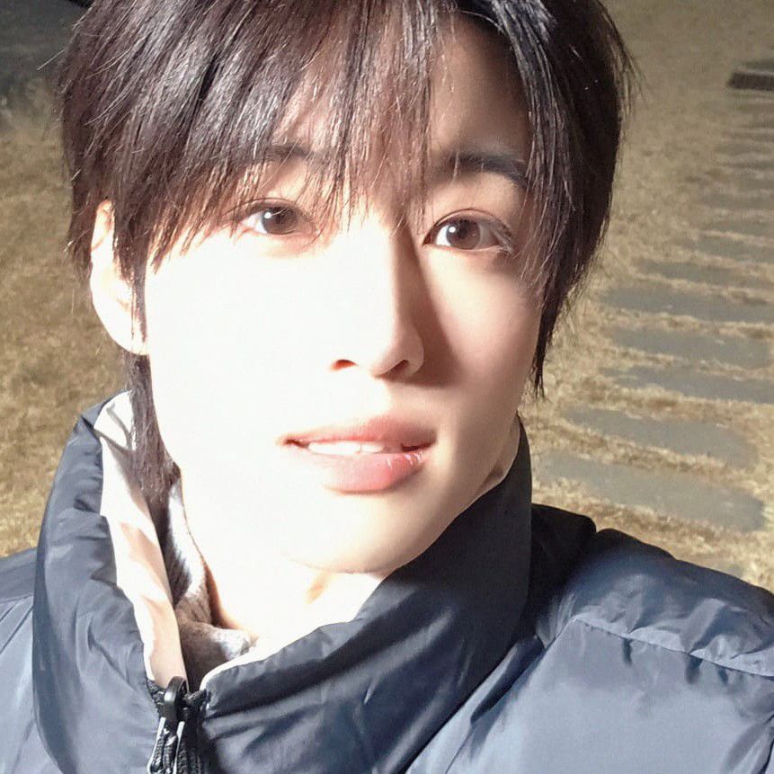 Latest photo of Jang yonghoon (IDID)