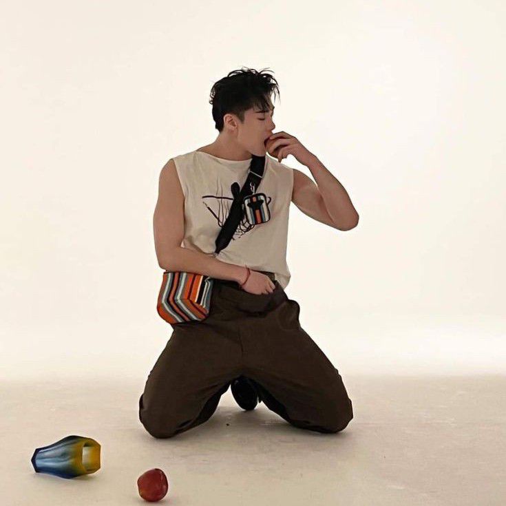 Behind-the-scenes cut of Moonbin (ASTRO)