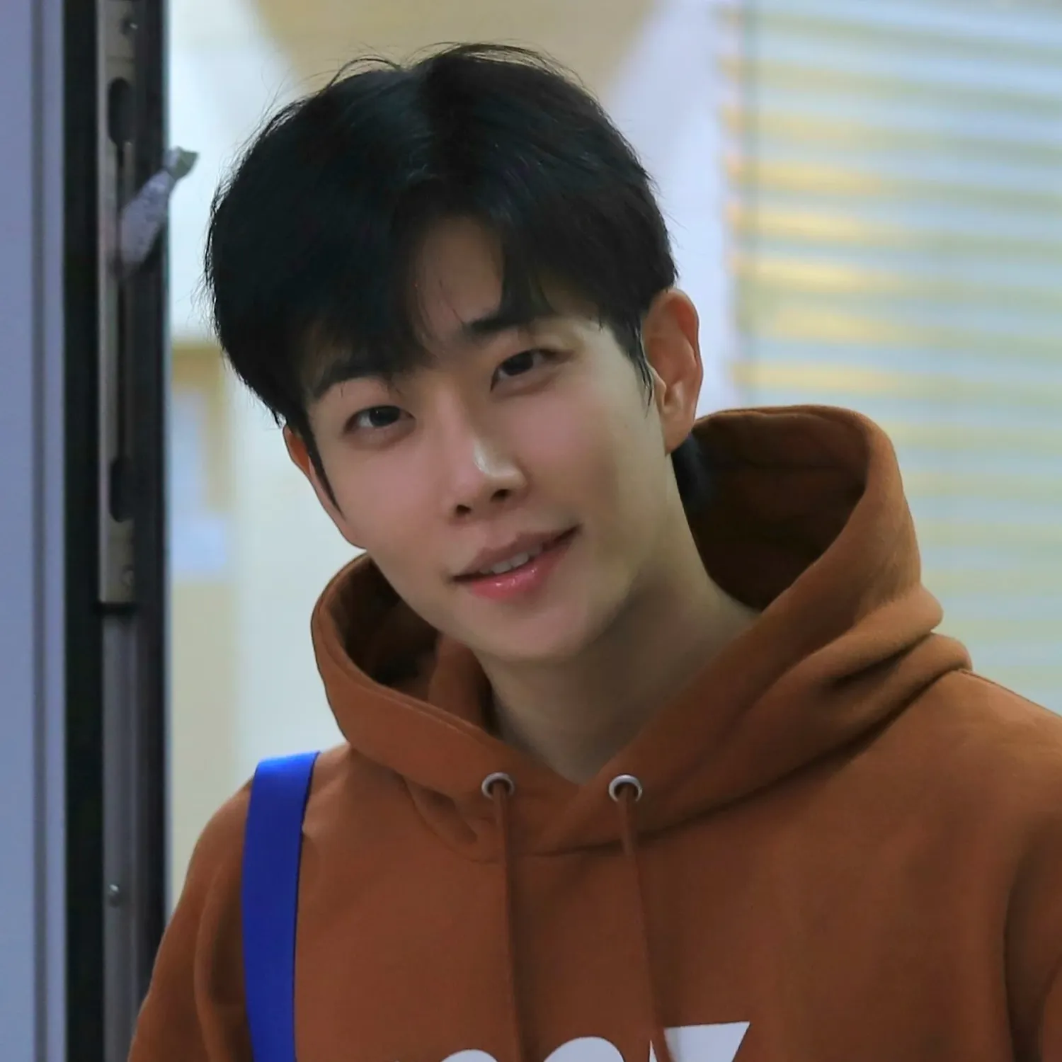 Behind-the-scenes cut of MJ (ASTRO)