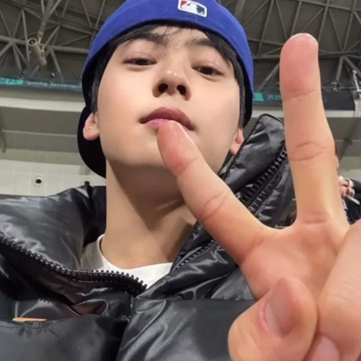 아스트로의 비하인드 컷