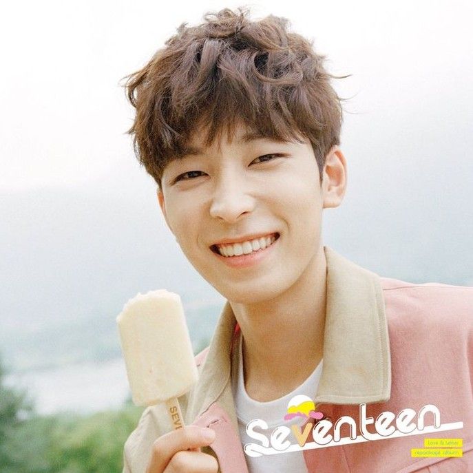 원우 (세븐틴) 최근 활동샷