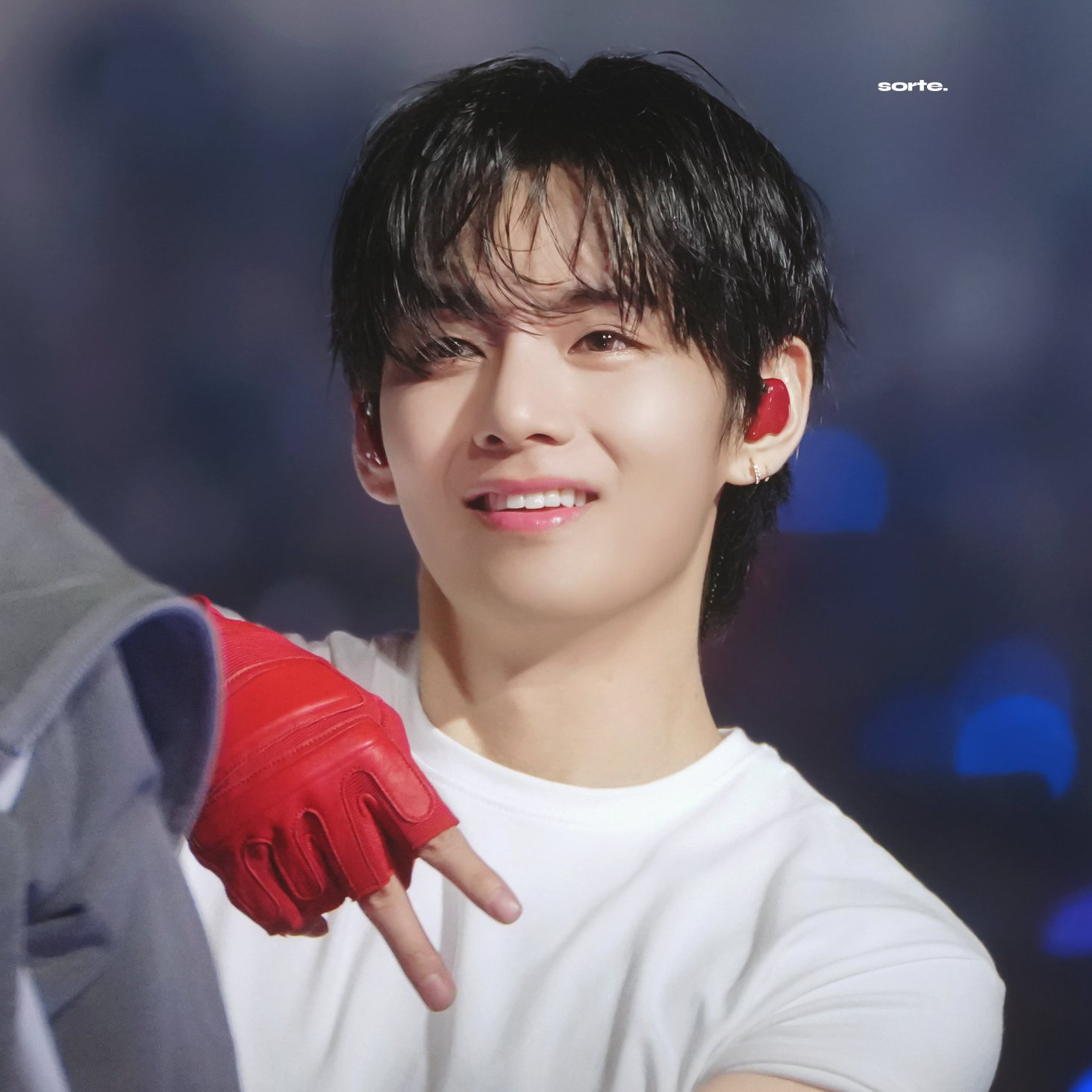 Foto terbaru V (BTS)