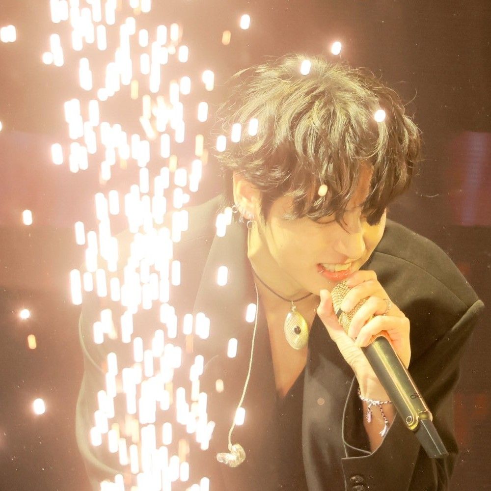 정국 (방탄소년단)의 최신 사진