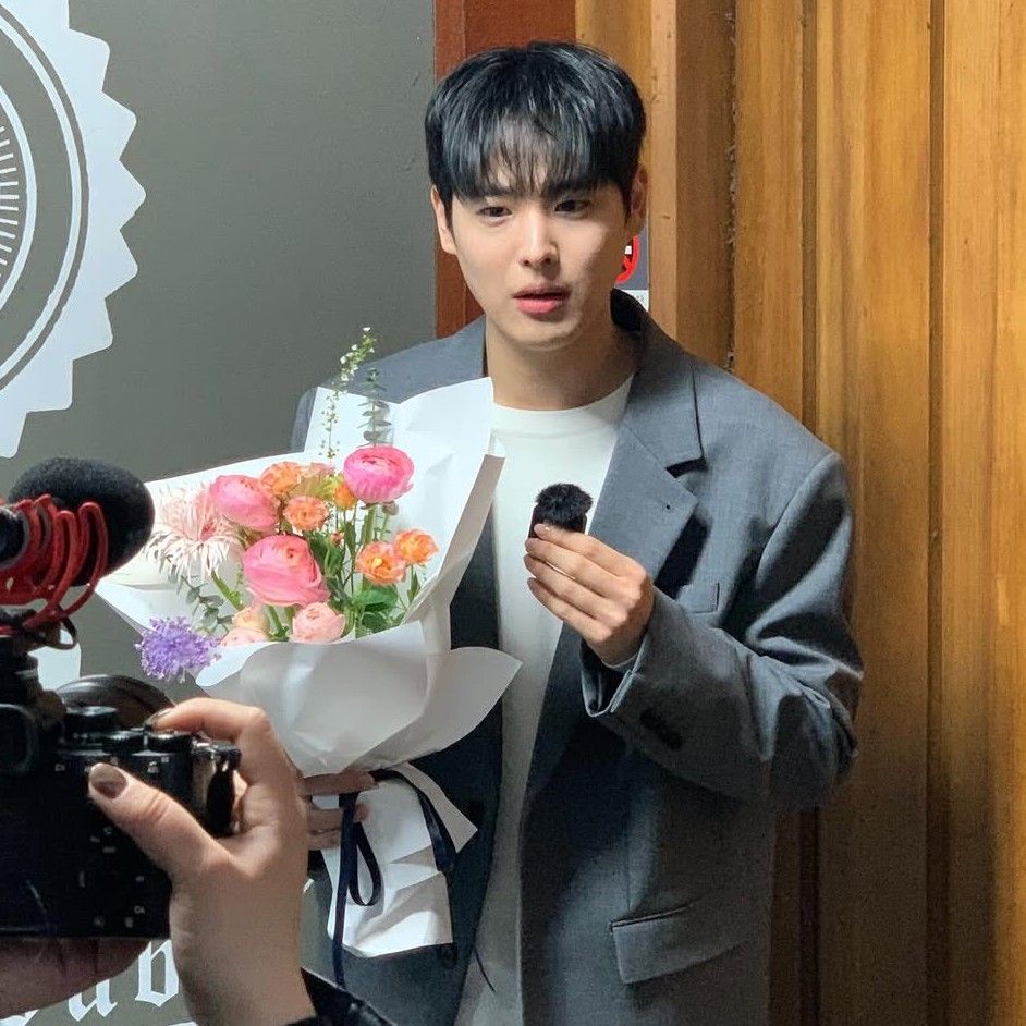 Latest photo of Choi Byungchan