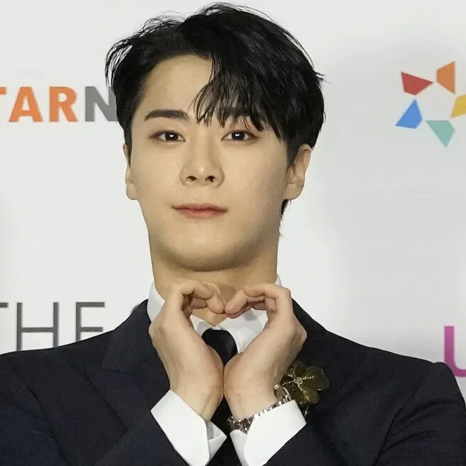 Latest photo of Moonbin (ASTRO)