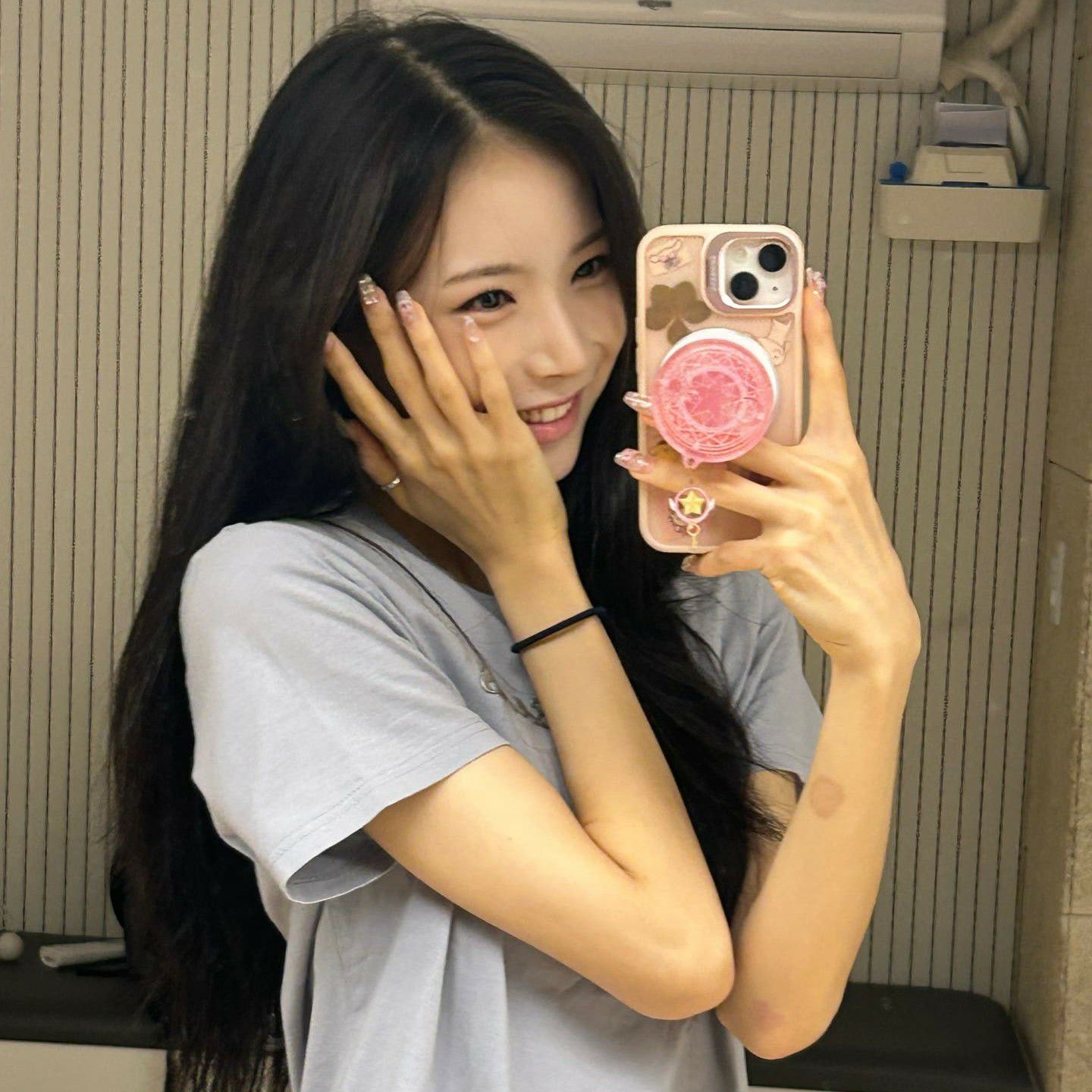 SECRET NUMBER의 최신 사진