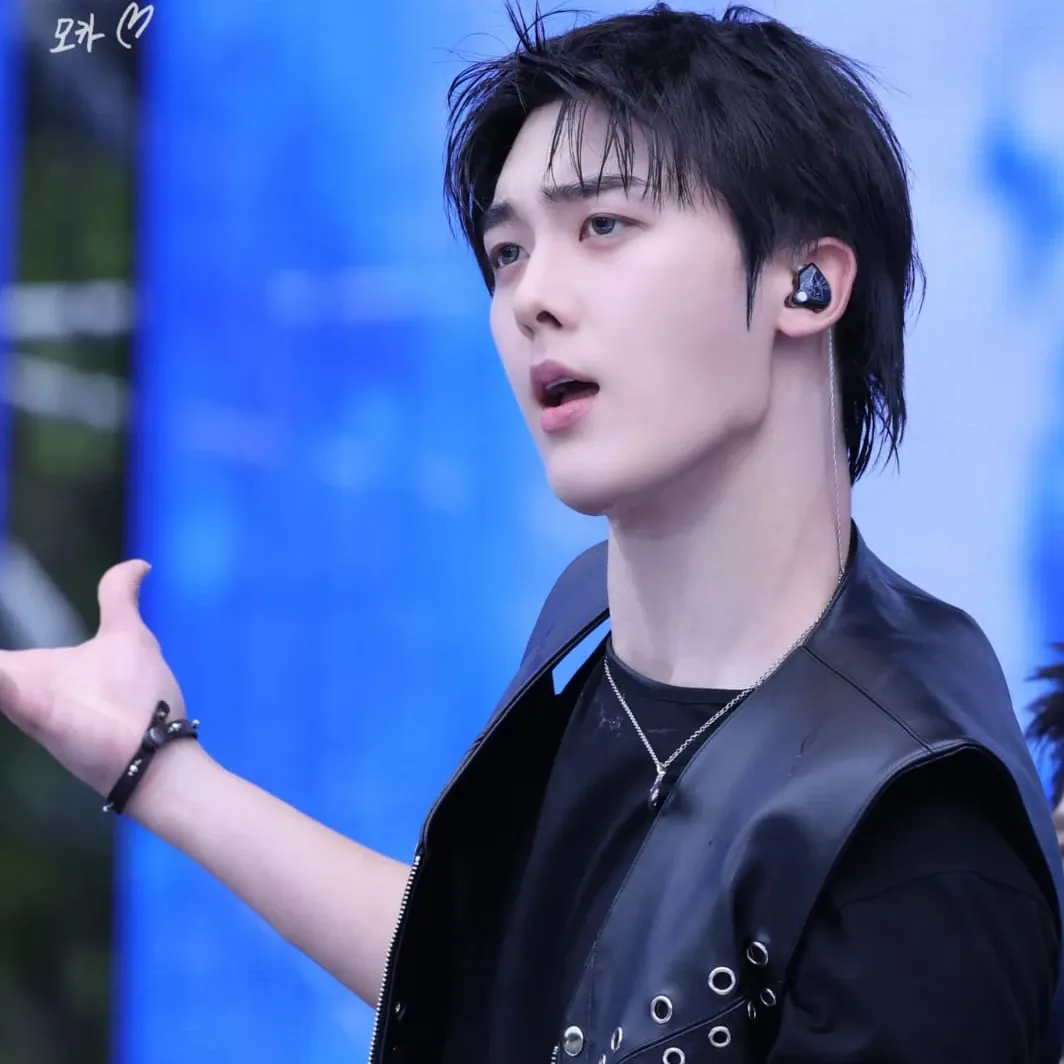 Recent activity shot of Sanha (ASTRO)