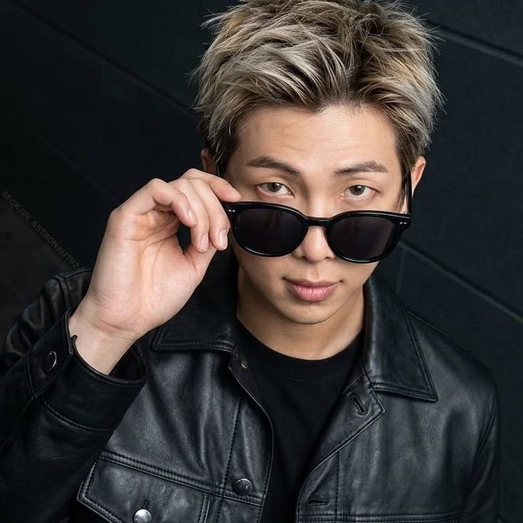 Popular K-POP post loved by fans