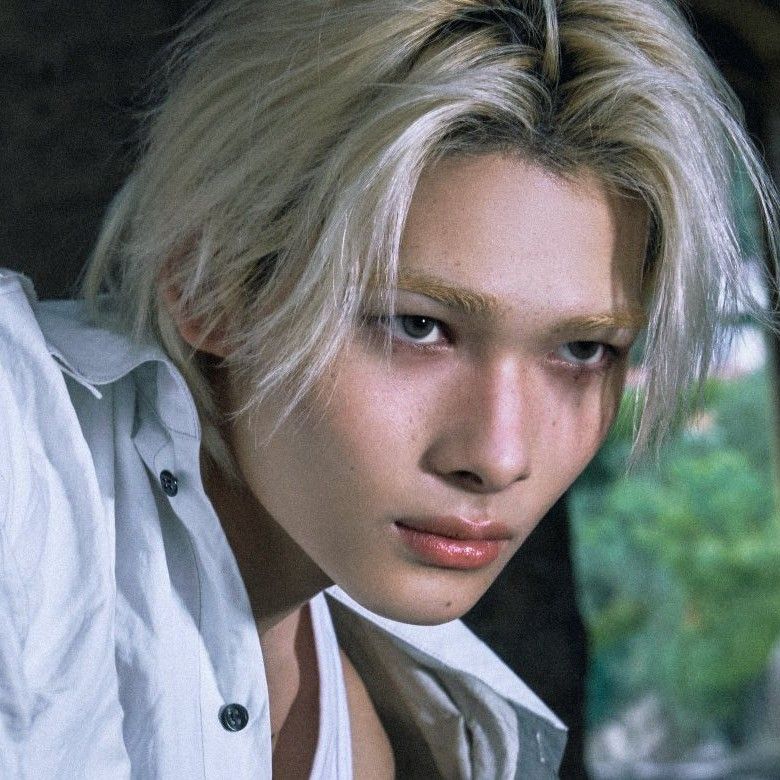 NI-KI (ENHYPEN)的最新照片