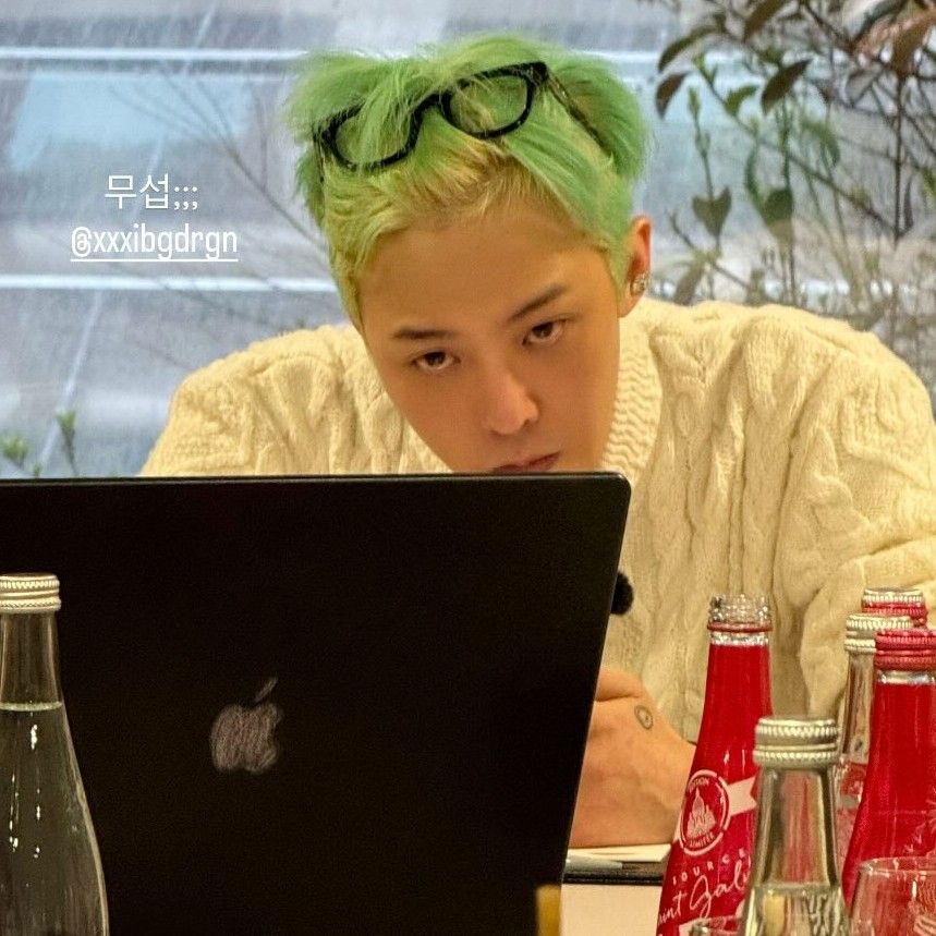 A moment captured by G-DRAGON (BIGBANG)'s fan