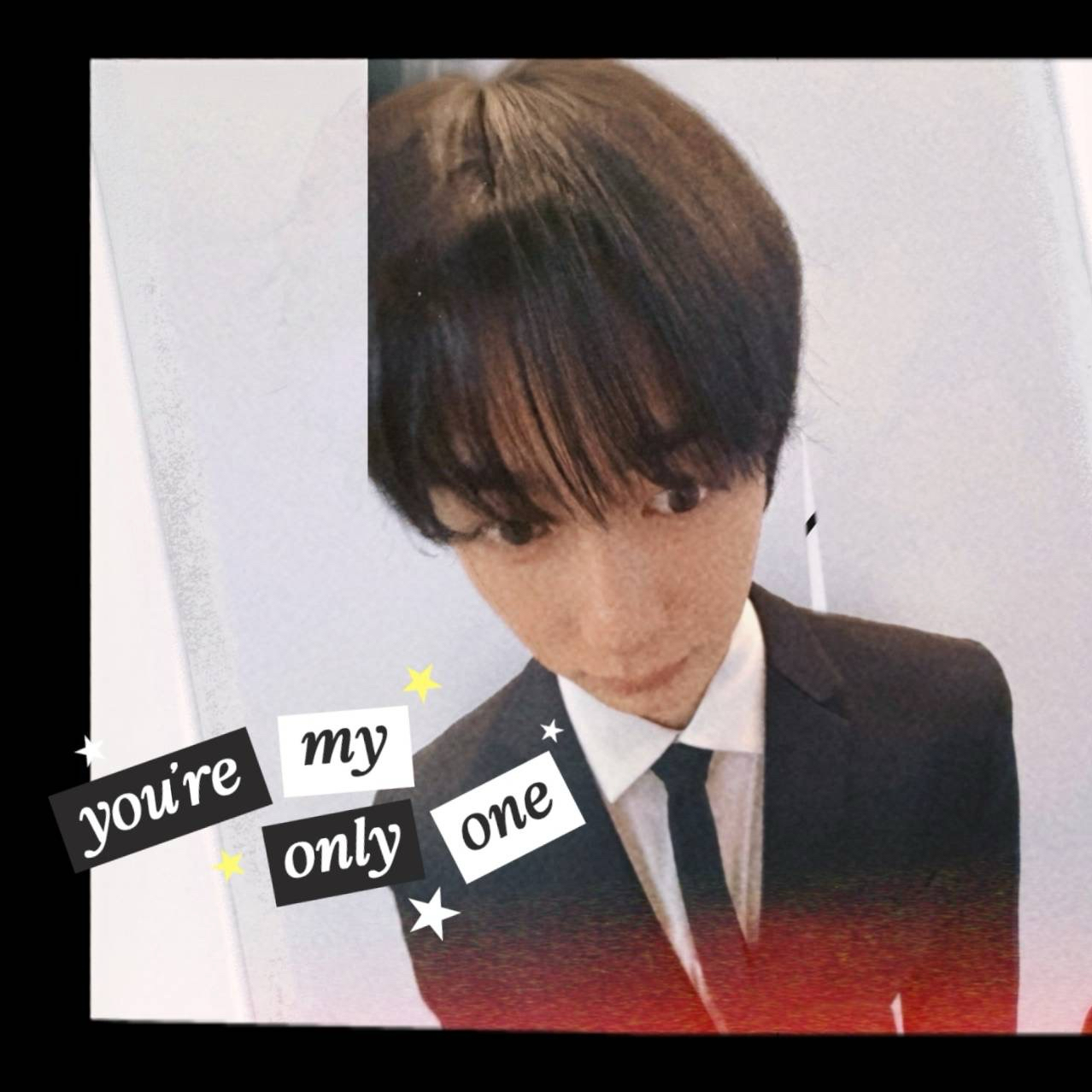 A moment captured by Hyungwon (MONSTA X)'s fan