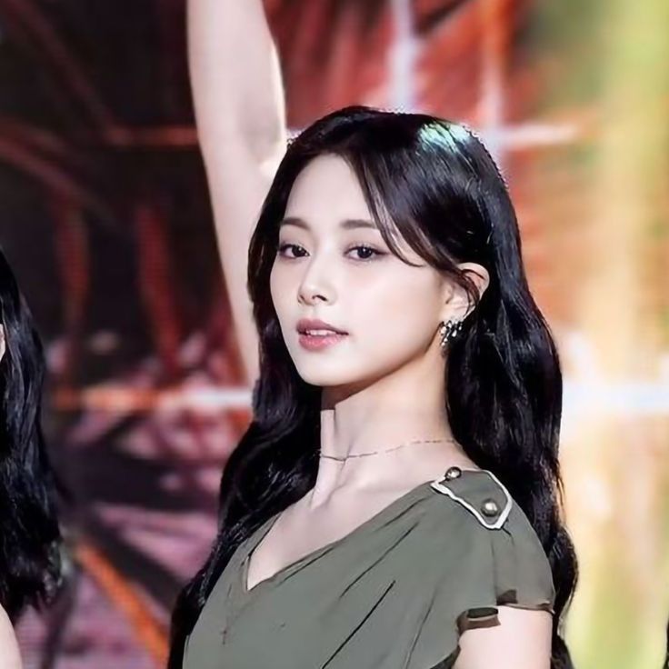 쯔위 (TWICE)의 최신 사진