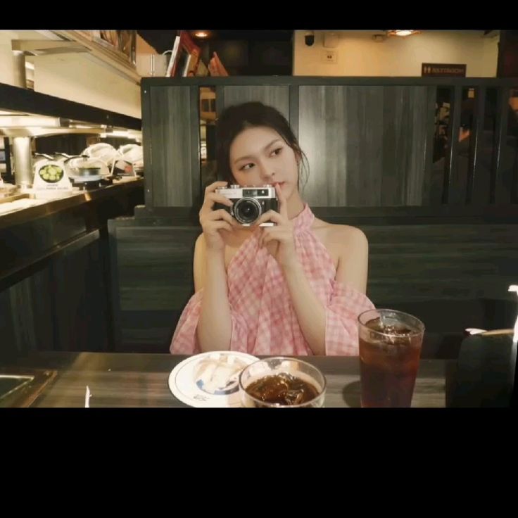 Behind-the-scenes cut of Chiquita (BABYMONSTER)