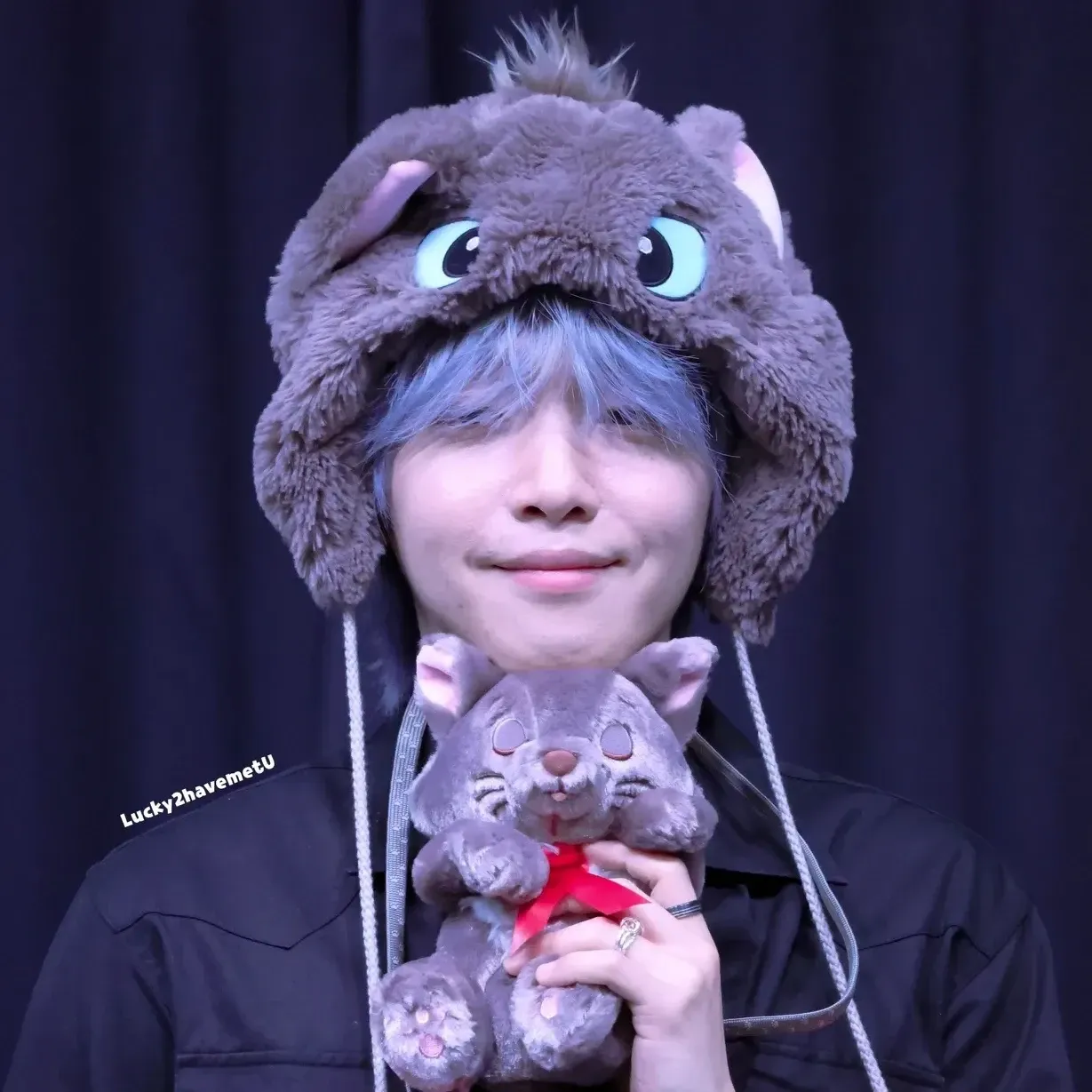 Recent activity shot of Jeong Sewoon